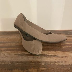 STEVEN stretchy flats